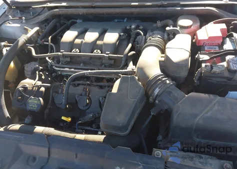 2013 Ford Taurus Limited from USA, damaged, VIN 1FAHP2F84DG225483